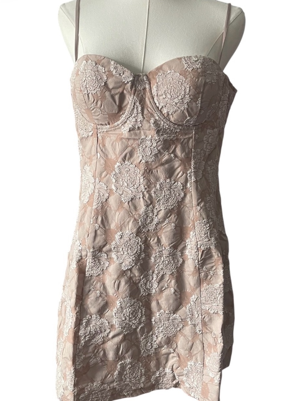 Windsor Gorgeous Charm Floral Jacquard Mini Dress | Taupe | L | NWT - Picture 5 of 12